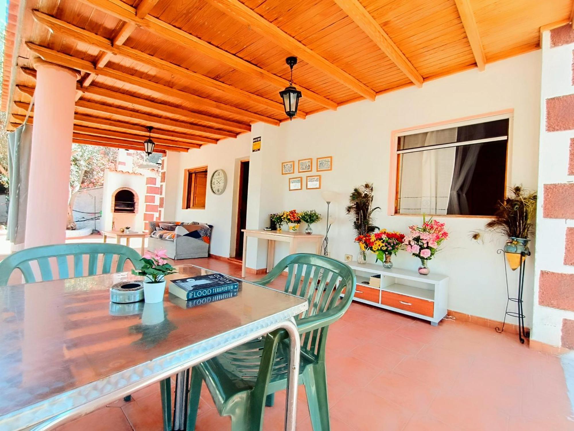 Django Villa Santa Lucia De Tirajana Exterior photo
