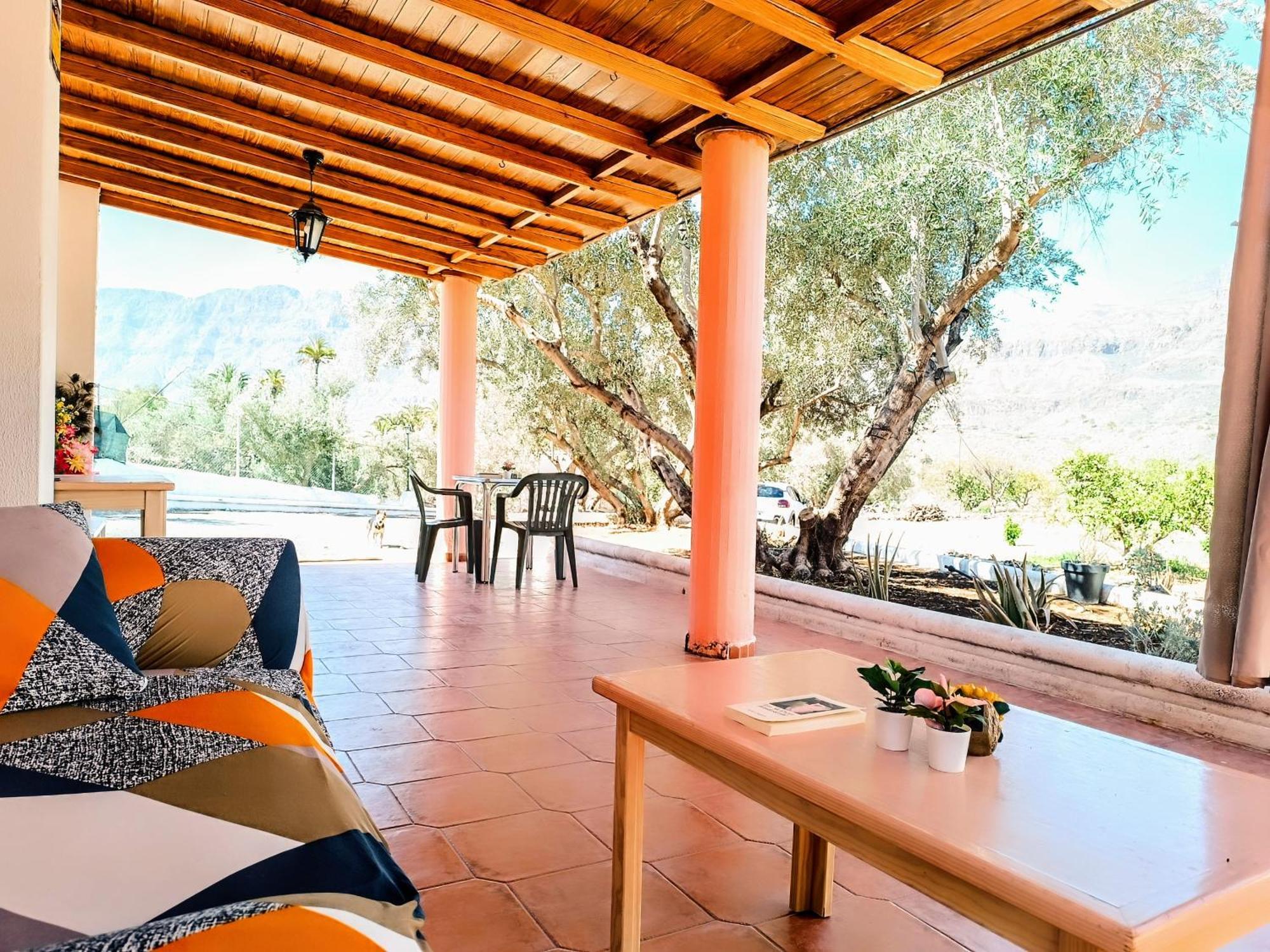 Django Villa Santa Lucia De Tirajana Exterior photo